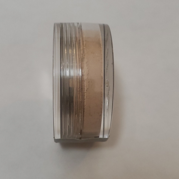 Foundation - Picture 3 of 4